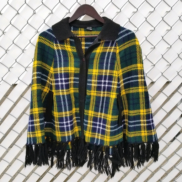 Sweaters - O/S button poncho yellow green argyle plaid with fringe